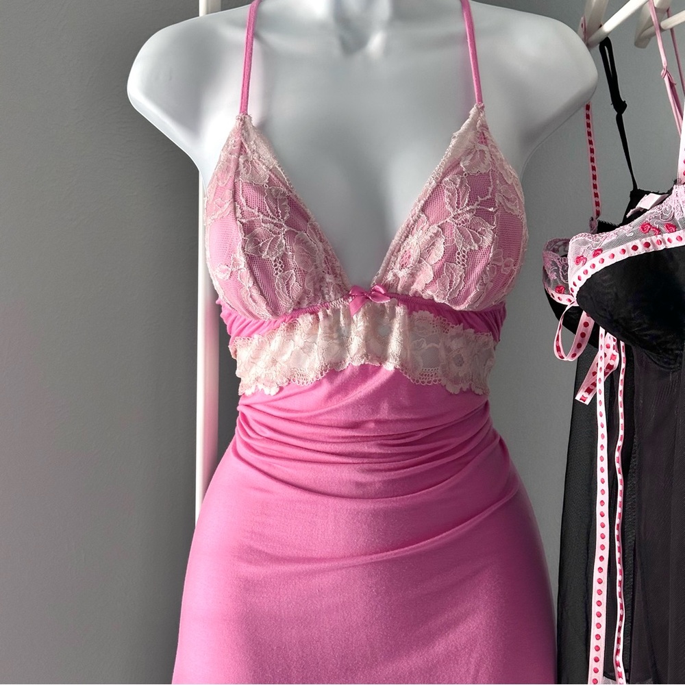 Victoria's Secret Pink and Cream Lace Slip - Picture 3 of 11